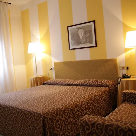 Alex Hotel