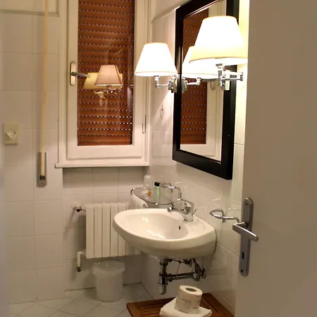 Alex 3* Florence