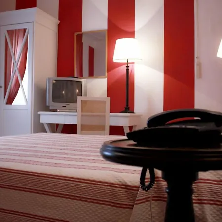 Alex Hotel