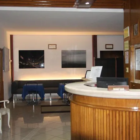 Hotel Alex