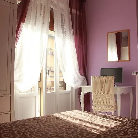 Alex 3* Florence